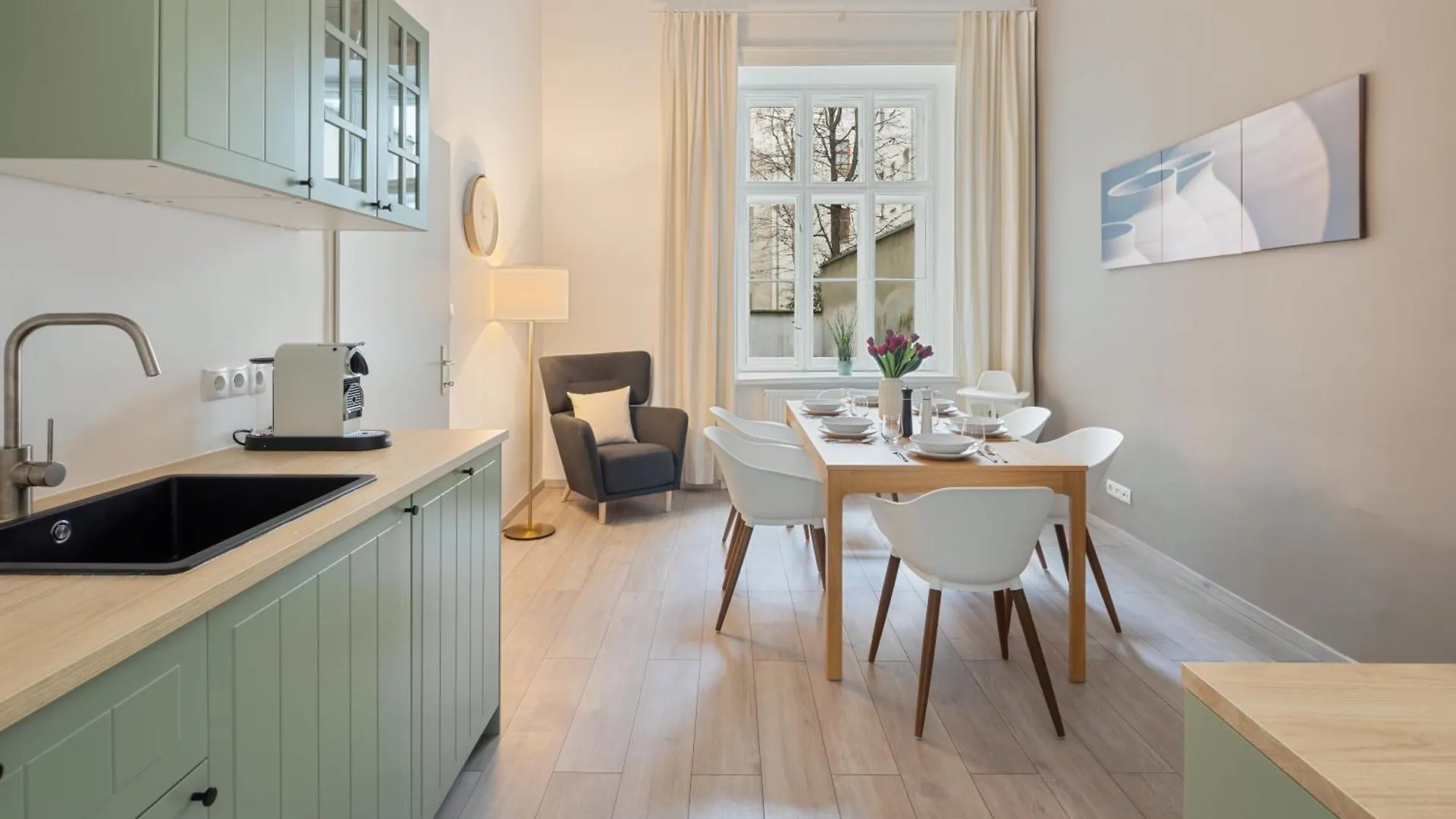 2 Bed Rooms I 82 M2 I Comfy I 160 Mbit Wifi Vienna 0*,
